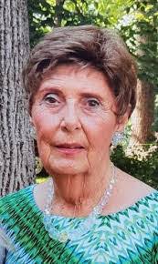 Kristen Faust's Instagram, Twitter & Facebook