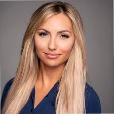 Courtney Tolbert's Instagram, Twitter & Facebook