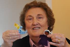 Mud, felt, ribbon: The most coveted Fur Rondy pins were made by hand in  Anchorage living rooms