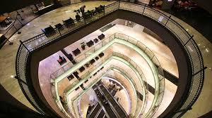 Grand metropolitan mall adalah sebuah pusat perbelanjaan dan hiburan di bekasi, indonesia.mal ini dibuka pada tanggal 12 juli 2013 (umur 7). Akibat Corona Pengunjung Mal Di Jakarta Kini Hanya 30 Persen Bisnis Tempo Co