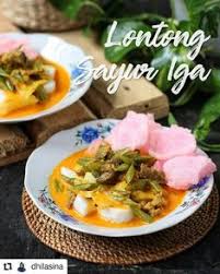 Berikut ini ada beberapa resep lontong sayur yang bisa kamu buat sendiri di rumah, seperti dilansir brilio.net dari berbagai sumber, senin (18/5). 18 Lontong Sayur Ideas Indonesian Food Cooking Recipes Food