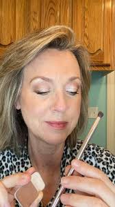 🙌Monday's Makeup Look! This is a simple eyeshadow look you can do. She is  60 and stunning. Two shadows for the win👏 Sedona: Outer corner, above  crease & smudged