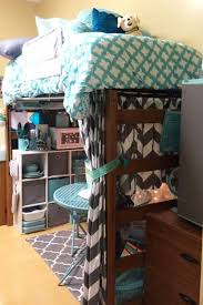 Rather than spending all night before winter break picking up a semester's worth of crumbs with duct tape, use this simple cleaning. 22 College Dorm Room Ideas For Lofted Beds