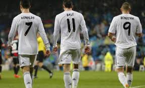 Retrouvez pour l'équipe real madrid tous les résultats en direct, la composition de l'équipe pour chaque match une heure avant le coup d'envoi et le calendrier complet de la saison 2020/2021 de liga. Une Star Du Real Madrid Croit Que Le Match D Aujourd Hui Contre Barcelone Sera Son