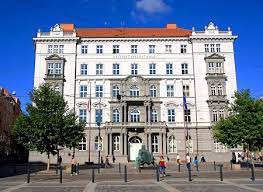 150/2002 sb., soudní řád správní, soud vyhotoví rozsudek nejpozději do jednoho měsíce od vyhlášení; Brno Nejvyssi Spravni Soud Dum Budova Turistika Cz