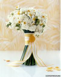 نتیجه تصویری برای عکس های زیبا دسته گل مریم و نرگس