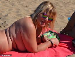 NudeChrissy - Zackynthos Nudist Holiday 2016 Gallery Pics