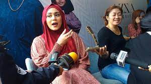 Thalita latief was born on december 6, 1988 in jakarta, indonesia as thalita annemarie latief. Thalita Latief Belum Berani Buru Buru Berhijab Tribunnews Com Mobile