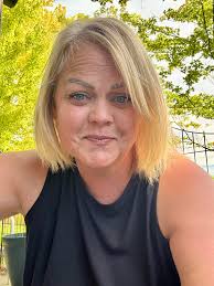 I'm 42, employed and love to stay active outdoors. Looking for a lady to  hang out with