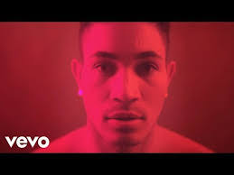 Amanda Riggert's Instagram, Twitter & Facebook