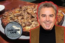 Brady Bunch' Bar Pizza Fan Returning to Massachusetts for More