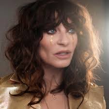 Colette Cook's Instagram, Twitter & Facebook