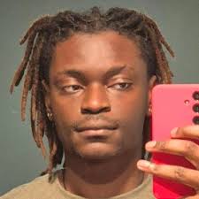 Ellen Rey de Castro (@EReydeCastro)