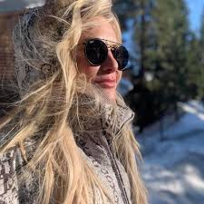 Jude Law in The Holiday is the hottest a person has ever looked. Please  don't fight me