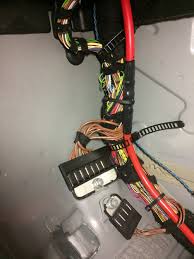 Be careful though, the circuit is hot, i.e. Bmw E90 Fuse Box Replacement Wiring Diagram For 2004 Toyota Camry Atv 2010menanti Jeanjaures37 Fr