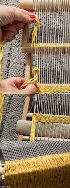 Die komplette anleitung, wie das weben ohne webrahmen. Diy Wandteppich Weben Interior Diy Wandteppich Weben Interior
