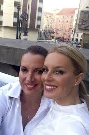 Yvona krainova is on facebook. Simona Krainova Sestra Yvona Zhubla Protoze Na Ni Zarlila Blesk Cz