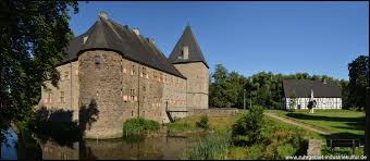 Ihr name wird vom wort „kemenate abgeleitet und bedeutet soviel wie „haus mit kamin. Kemnader See In Bochum Industriekultur Im Ruhrgebiet