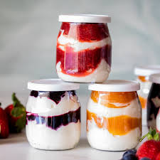 easy breakfast yogurt and fruit cups