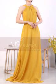 Une robe classe ton jaune (mais d'autres couleurs dispos) pour beaucoup d'occasions, demoiselle d'honneur, 01 mai. Robe Ceremonie Longue Fluide Jaune Moutarde Sans Manches Ref L1968 Robes De Soiree