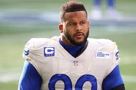 Find the latest in aaron donald merchandise and memorabilia, or check out the rest of our nfl football gear. Tk7 G86w52efm