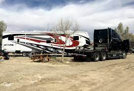 These trucks have become increasingly popular with their ability to transport multiple vehicles and haul varied loads. When Do You Need A Semi Truck Rv Hauler Mortons On The Move