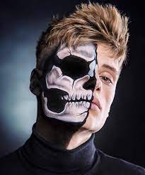 Jest to nazwisko jego dziadka. Hype Me Pawel Szwed