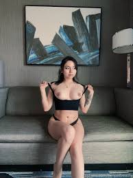 Randoms - ShesFreaky