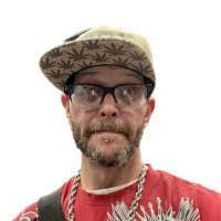 Vincent Doolittle's Instagram, Twitter & Facebook