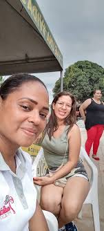 Fotitos desde La Arena de Chitré. Estaremos transmitiendo cantadera entre  Raquelita Castillo, Jazmin Muñoz y Willy Rodríguez, y baile con los  Cachimbones de La Arena. Los esperamos.