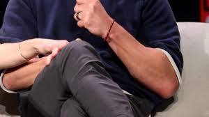 Does emily bett rickards have tattoos? Emily Bett Daily Auf Twitter Emily Bett Rickards And Stephen Amell At C2e2 In Chicago February 2020
