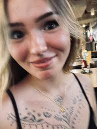 Kayla Coe's Instagram, Twitter & Facebook