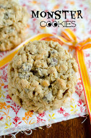 Scopri ricette, idee per la casa, consigli di stile e altre idee da provare. Monster Cookies Paula Deen