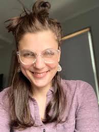 Leanne Morgan's Humorous Stories and Comedy