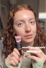 Correttore coprente low cost di Anglicolor