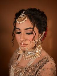 Ahmad sultan available for rent✨For more queries DM or visit us #trending  #fashion #thrift #designer #bridal #classy #celebrity #makeup #preloved  #pakistanifashion #weddingdress #bride #jewelry #photography #rent