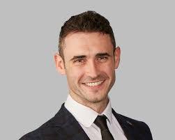 Damien Gallagher's Instagram, Twitter & Facebook