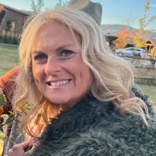 Beth Kessler (@maryekessler)