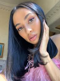 How I Shop (Beauty Edition): Kristen Noel Crawley