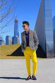 Great Pair Of Pants Not For The Faint Hearted Combinar Ropa Hombre Pantalones Amarillos Moda Hombre