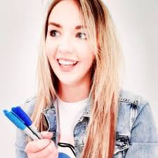 Amy Ashe (@Amy_Ashe_Art)