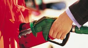 Su justificación es que el uso del carro particular genera externalidades negativas a la sociedad y sus dueños deben retribuirlas. Iva Implicito En Gasolina Y Acpm
