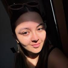 Nicole Alvarado (@nicolealvaradov)