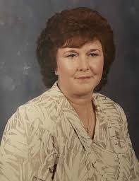 Goldie Kemp's Instagram, Twitter & Facebook