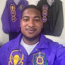 Roi Johnson's Instagram, Twitter & Facebook