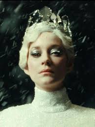 🎬 La Tour de Glace, réalisé par #lucilehadžihalilović et porté par #m...