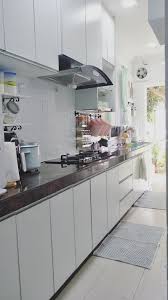 .deko dapur kecil rumah teres ini dipetik dari artikel berikut : Idea Deko Dapur Kecil Apartment Dengan Ruang Santai Dekorasi Dapur