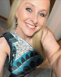 Michael Houchens's Instagram, Twitter & Facebook