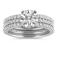 Triple Band Round Diamond Wedding Set Halo Diamond Wedding Set Diamond Wedding Sets Diamond Wedding Rings