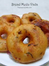 Instant Medu Vada Recipe Bread Medu Vada Recipe Yummy Recipes Simple Snacks Indian Indian Snack Recipes Medu Vada Recipe Recipes